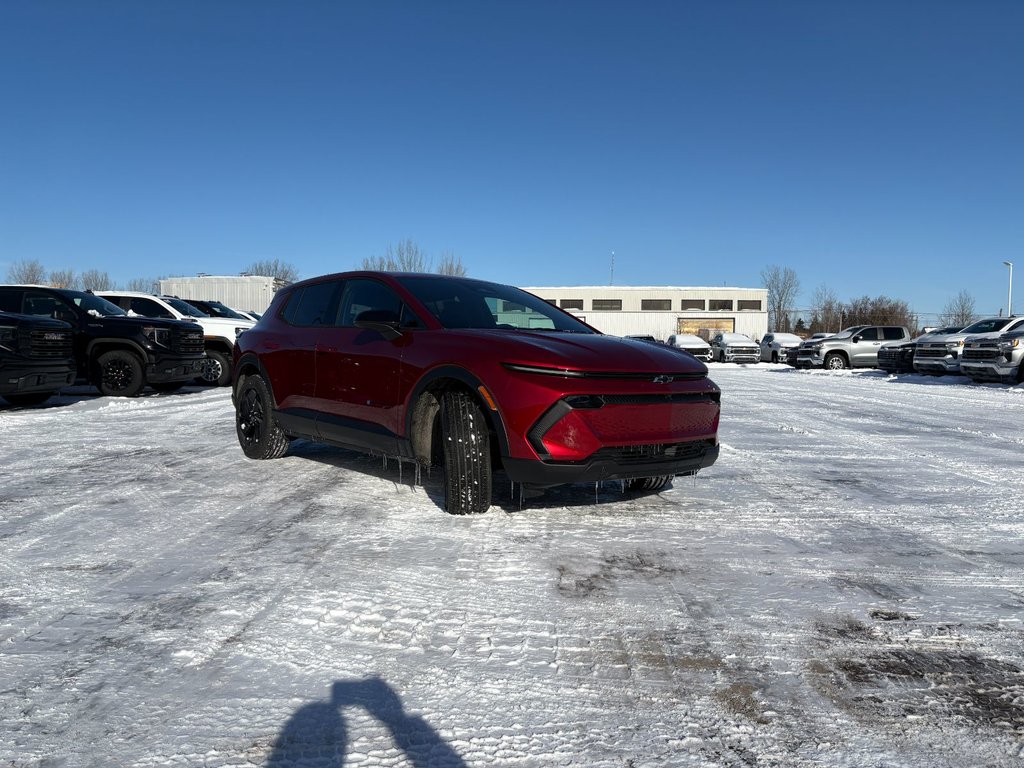 Chevrolet Equinox EV  2026 à Saint-Eustache, Québec - 2 - w1024h768px