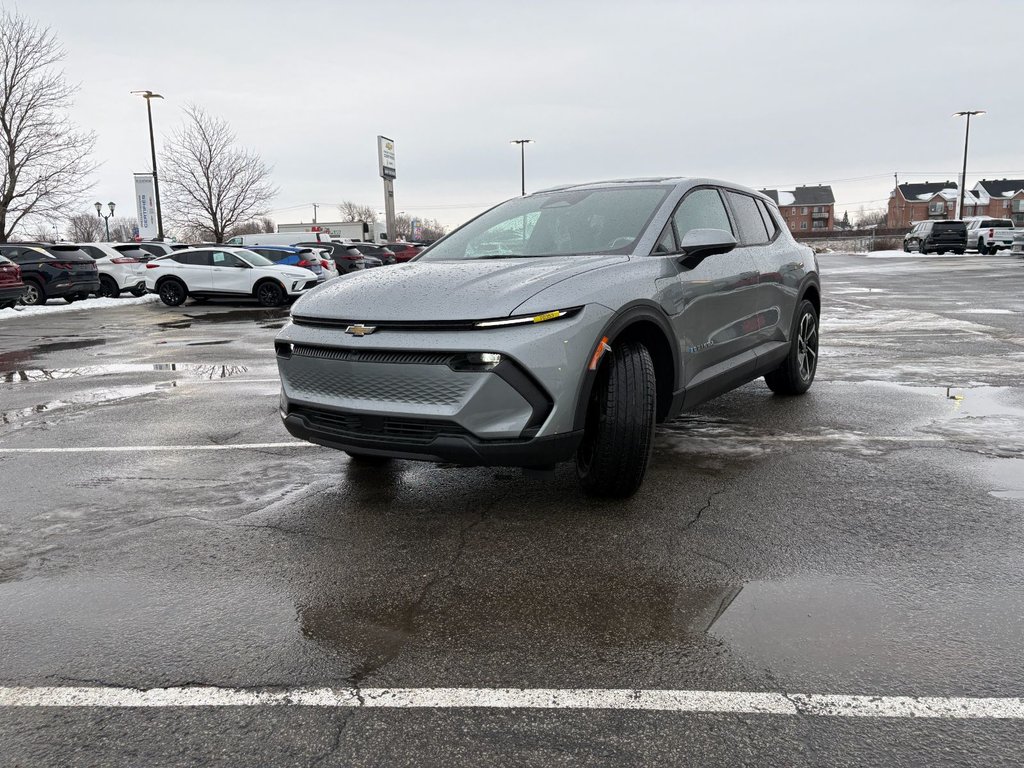 2026 Chevrolet Equinox EV in Saint-Eustache, Quebec - 2 - w1024h768px