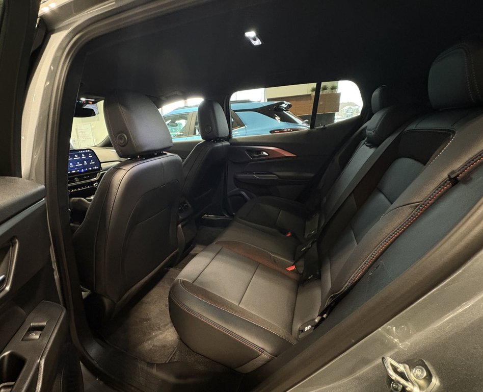 2026 Chevrolet Equinox EV in Saint-Eustache, Quebec - 11 - w1024h768px