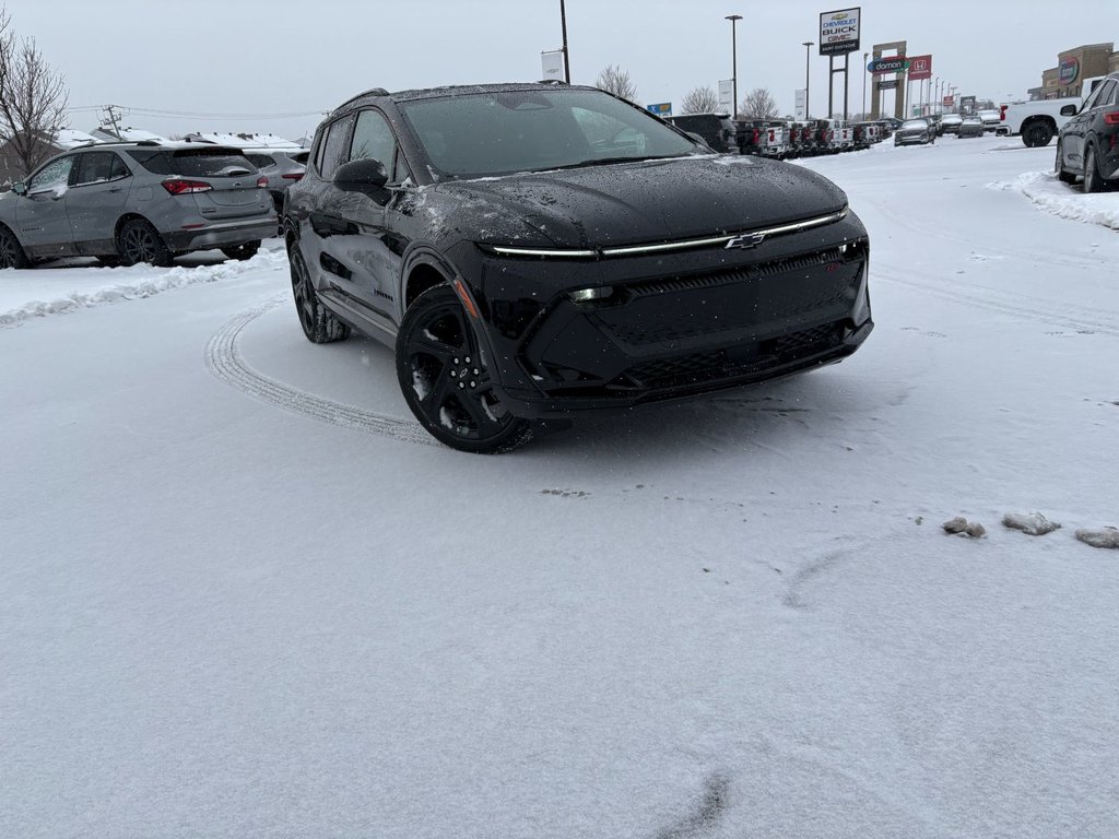 2026 Chevrolet Equinox EV in Saint-Eustache, Quebec - 2 - w1024h768px