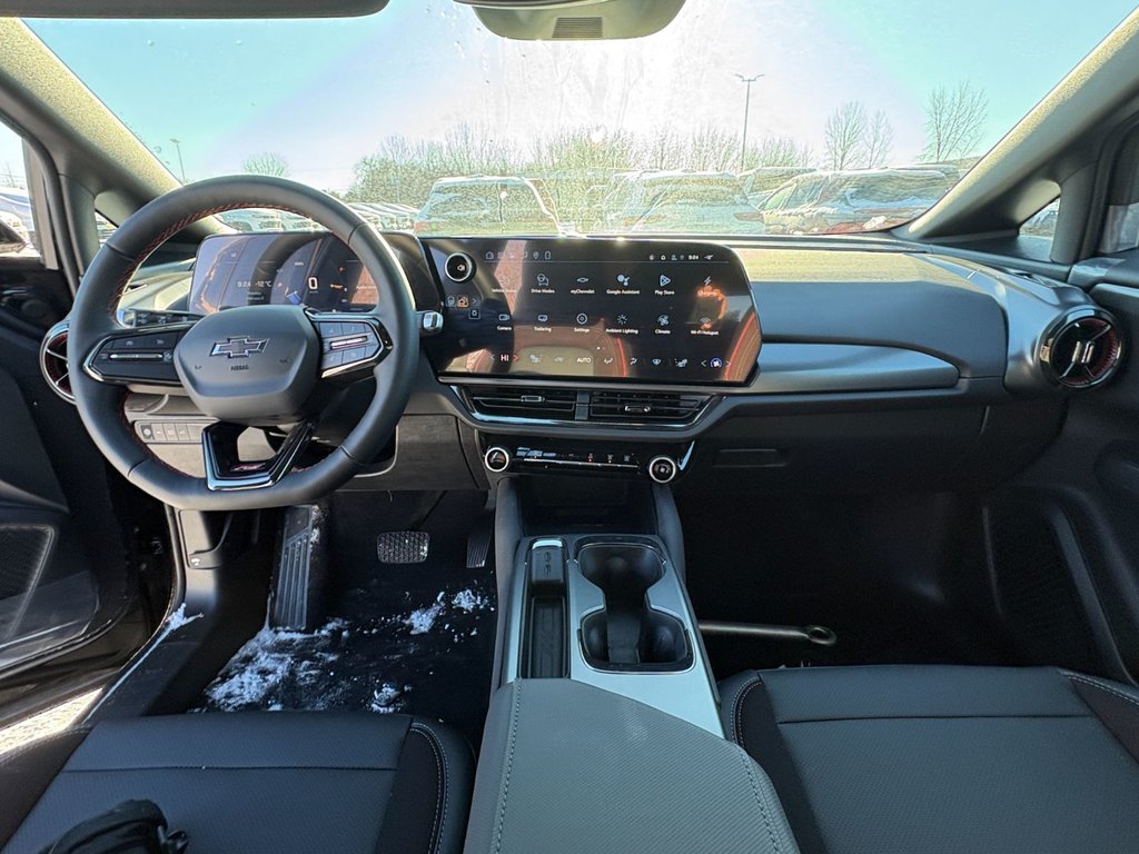 2026 Chevrolet Equinox EV in Saint-Eustache, Quebec - 14 - w1024h768px