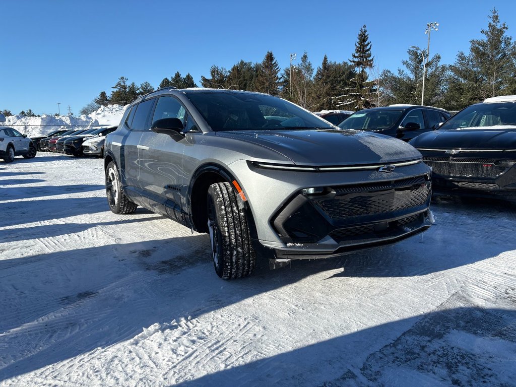 Chevrolet Equinox EV  2026 à Saint-Eustache, Québec - 2 - w1024h768px