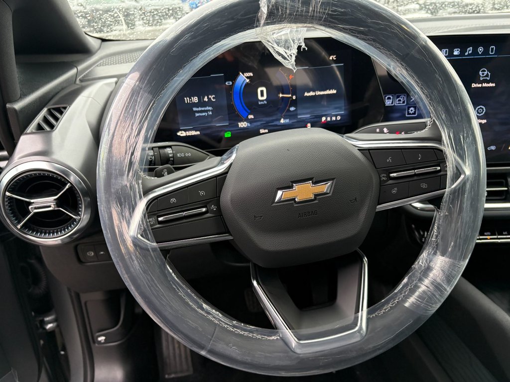 2026 Chevrolet Equinox EV in Saint-Eustache, Quebec - 7 - w1024h768px