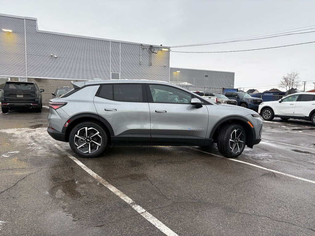 2026 Chevrolet Equinox EV in Saint-Eustache, Quebec - 6 - w1024h768px