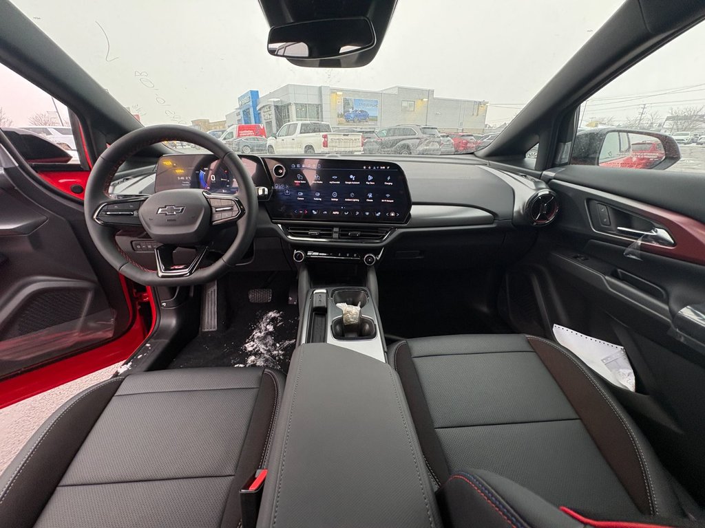 2026 Chevrolet Equinox EV in Saint-Eustache, Quebec - 11 - w1024h768px