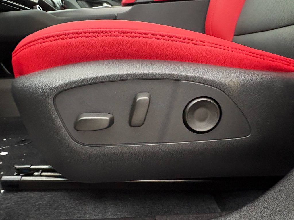 Chevrolet Equinox EV  2026 à Saint-Eustache, Québec - 13 - w1024h768px