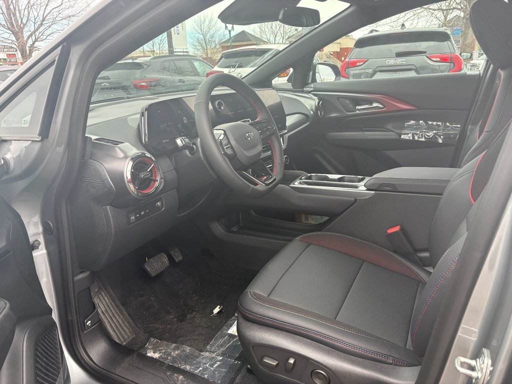 2026 Chevrolet Equinox EV in Saint-Eustache, Quebec - 14 - w1024h768px