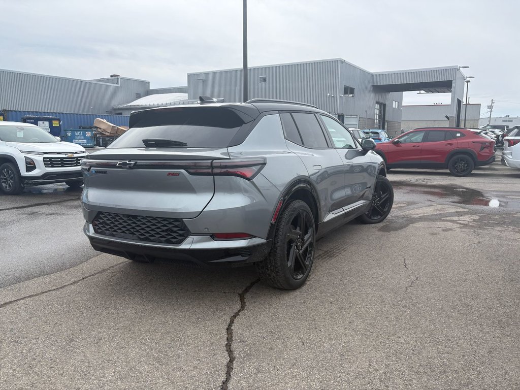 Chevrolet Equinox EV  2026 à Saint-Eustache, Québec - 3 - w1024h768px