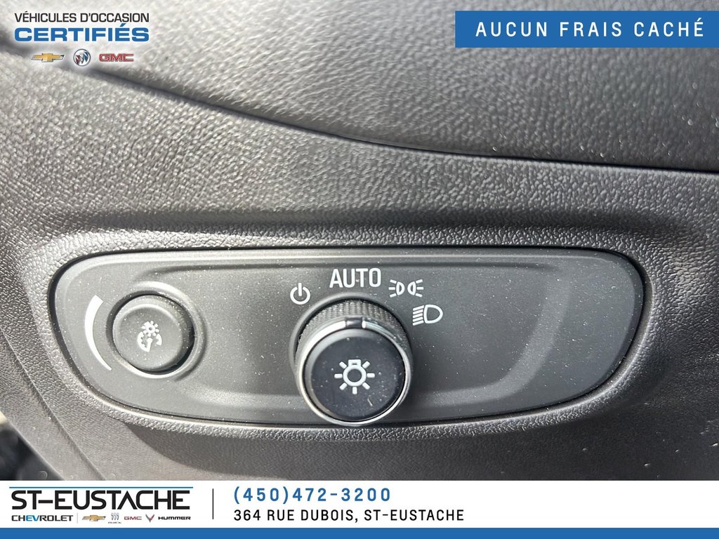 2023 Chevrolet Equinox in Saint-Eustache, Quebec - 8 - w1024h768px
