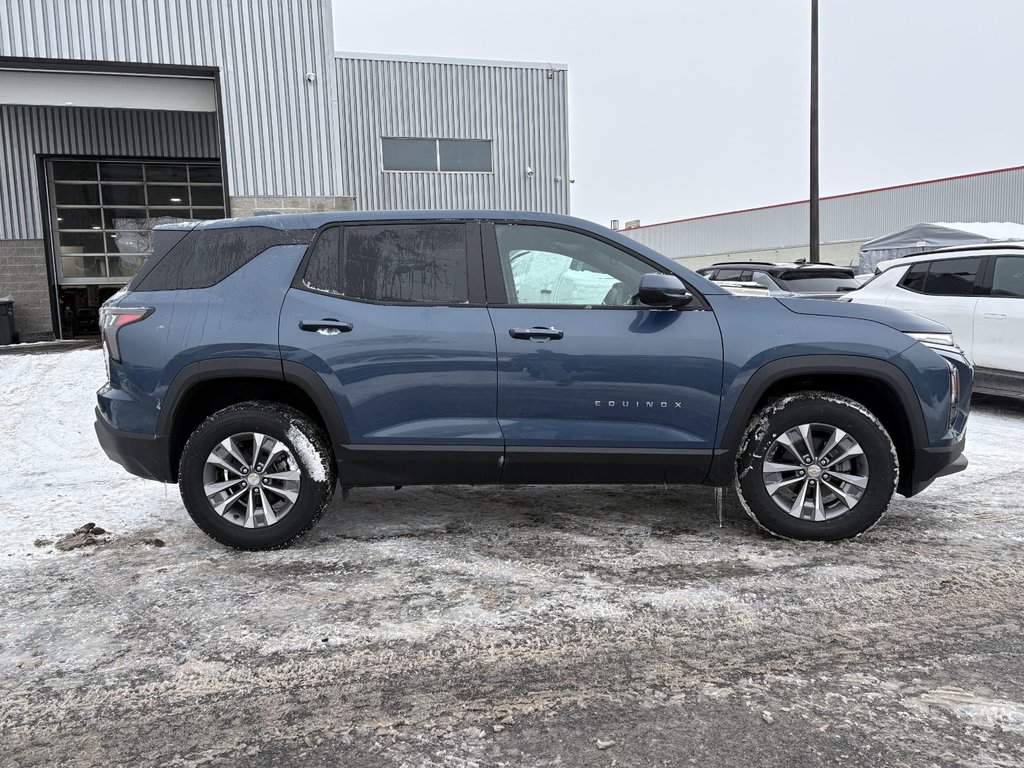 2026 Chevrolet Equinox in Saint-Eustache, Quebec - 3 - w1024h768px