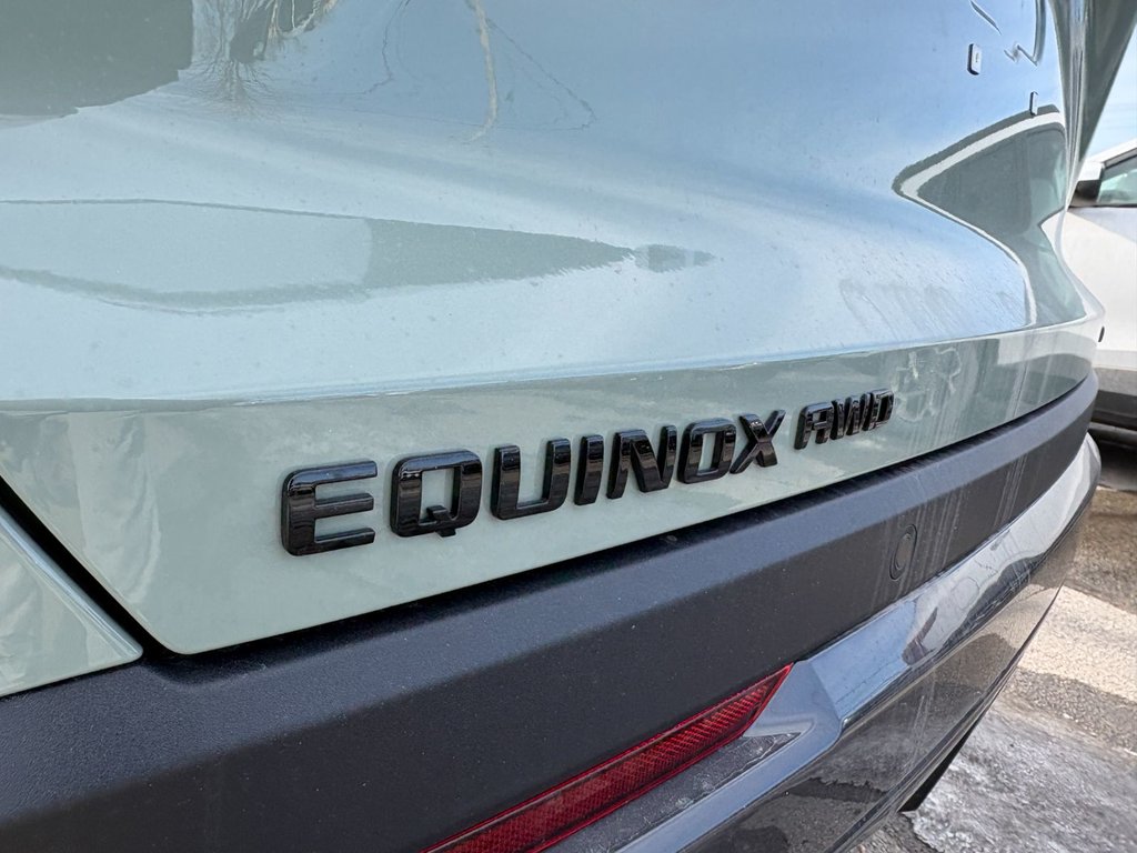 Chevrolet Equinox  2026 à Saint-Eustache, Québec - 6 - w1024h768px