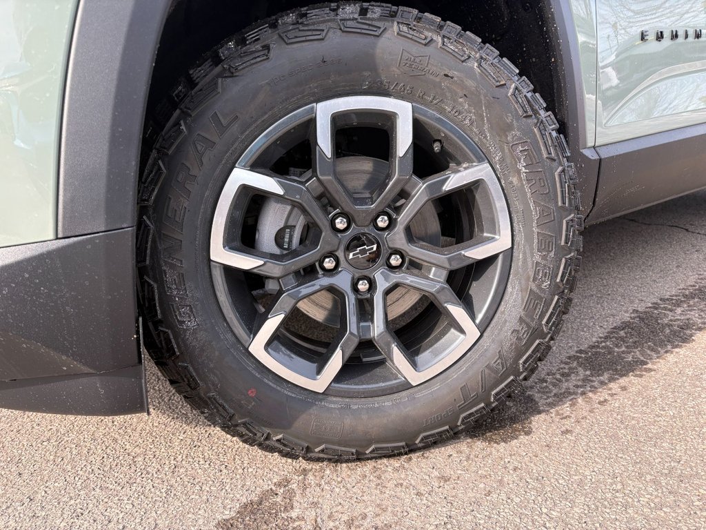 Chevrolet Equinox  2026 à Saint-Eustache, Québec - 8 - w1024h768px