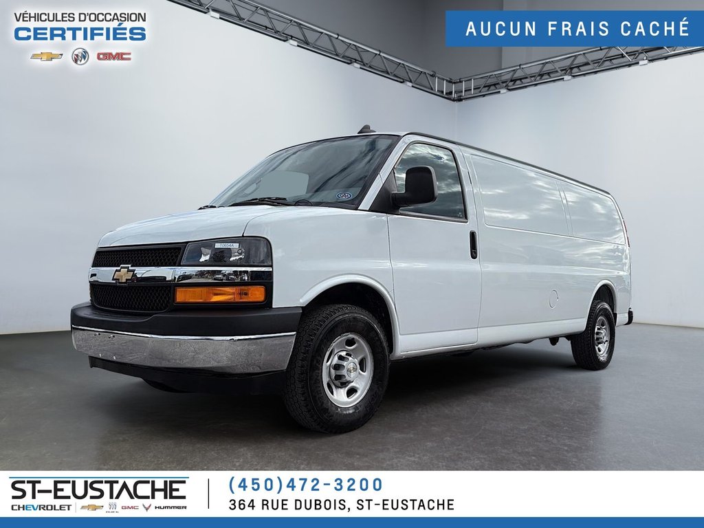 2023 Chevrolet Express Cargo Van in Saint-Eustache, Quebec - 1 - w1024h768px