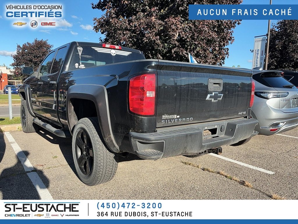 Chevrolet Silverado 1500  2015 à Saint-Eustache, Québec - 2 - w1024h768px