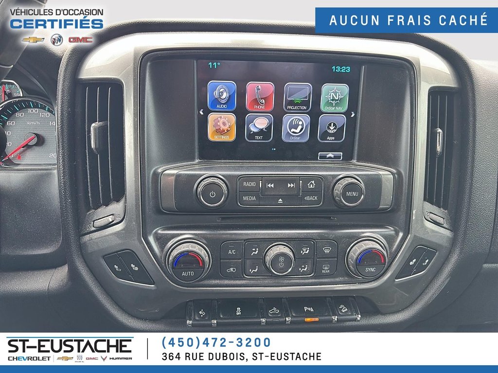 2018 Chevrolet Silverado 1500 in Saint-Eustache, Quebec - 10 - w1024h768px