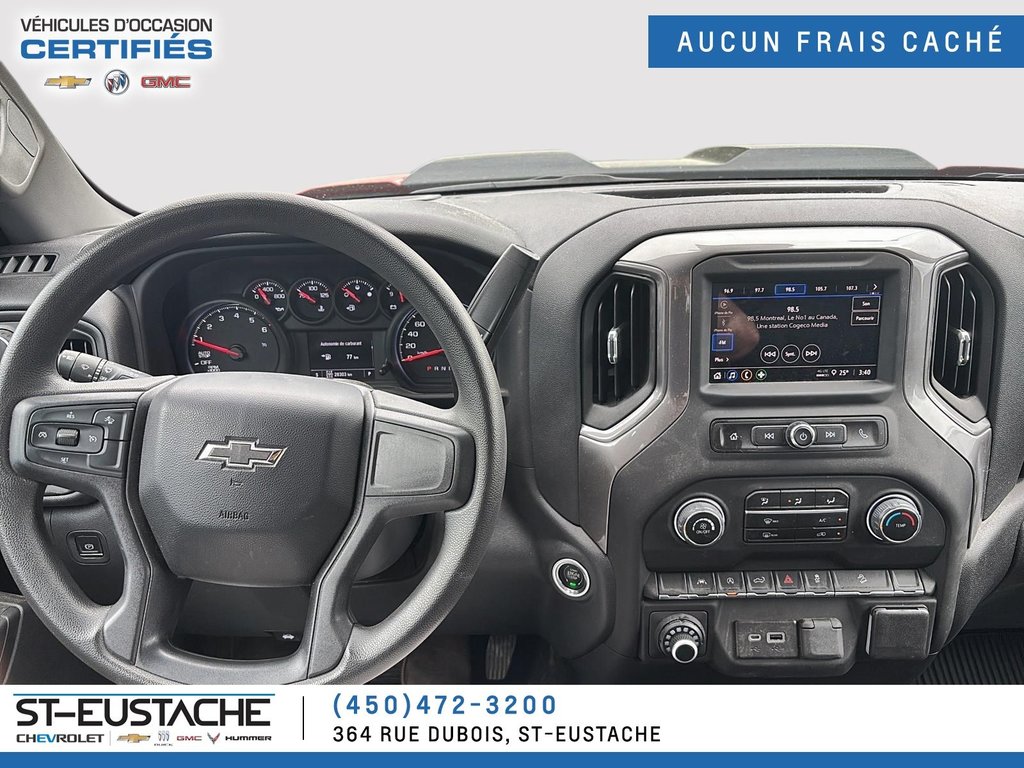 2022 Chevrolet Silverado 1500 in Saint-Eustache, Quebec - 13 - w1024h768px