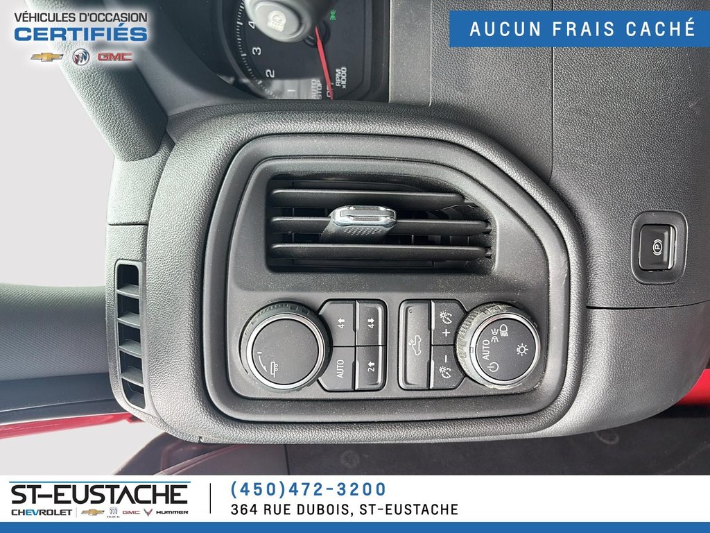 2022 Chevrolet Silverado 1500 in Saint-Eustache, Quebec - 6 - w1024h768px