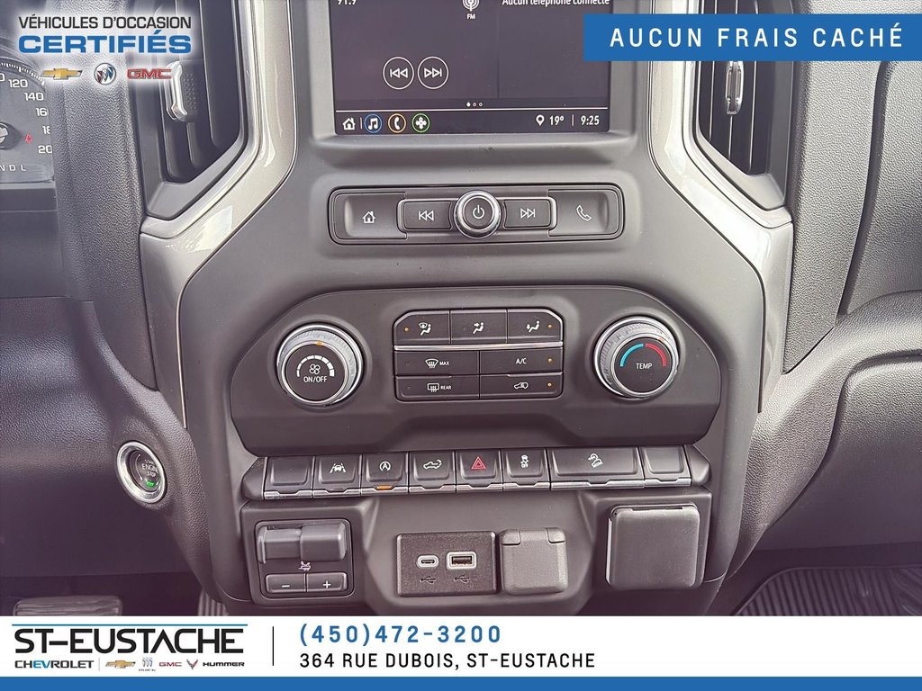 2024 Chevrolet SILVERADO 1500 in Saint-Eustache, Quebec - 15 - w1024h768px