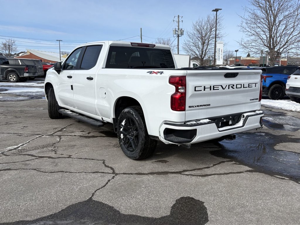 2025 Chevrolet Silverado 1500 in Saint-Eustache, Quebec - 5 - w1024h768px