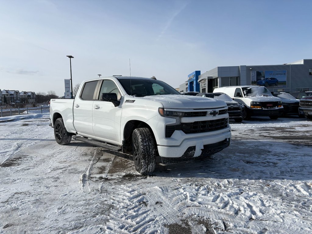 Chevrolet Silverado 1500  2025 à Saint-Eustache, Québec - 2 - w1024h768px