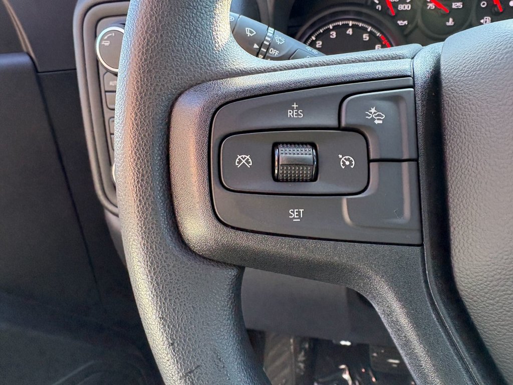 2026 Chevrolet Silverado 1500 in Saint-Eustache, Quebec - 8 - w1024h768px