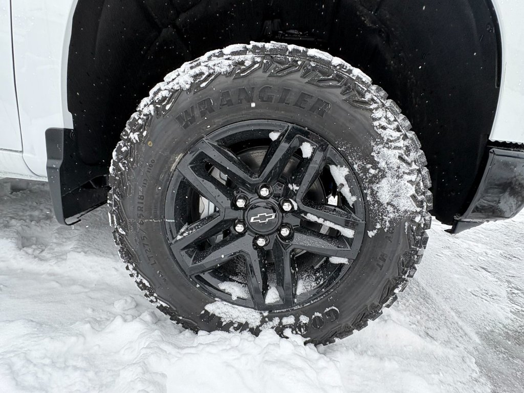 Chevrolet Silverado 1500  2026 à Saint-Eustache, Québec - 6 - w1024h768px