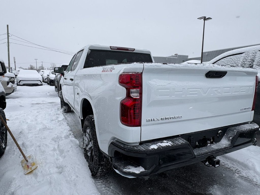Chevrolet Silverado 1500  2026 à Saint-Eustache, Québec - 3 - w1024h768px