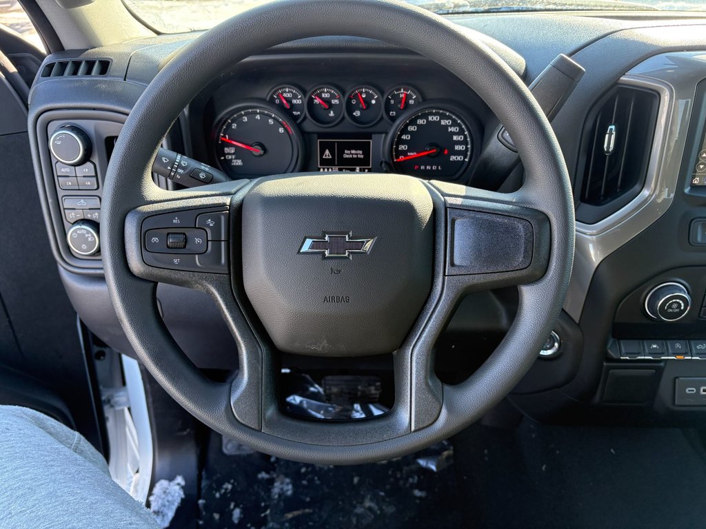 2026 Chevrolet Silverado 1500 in Saint-Eustache, Quebec - 7 - w1024h768px