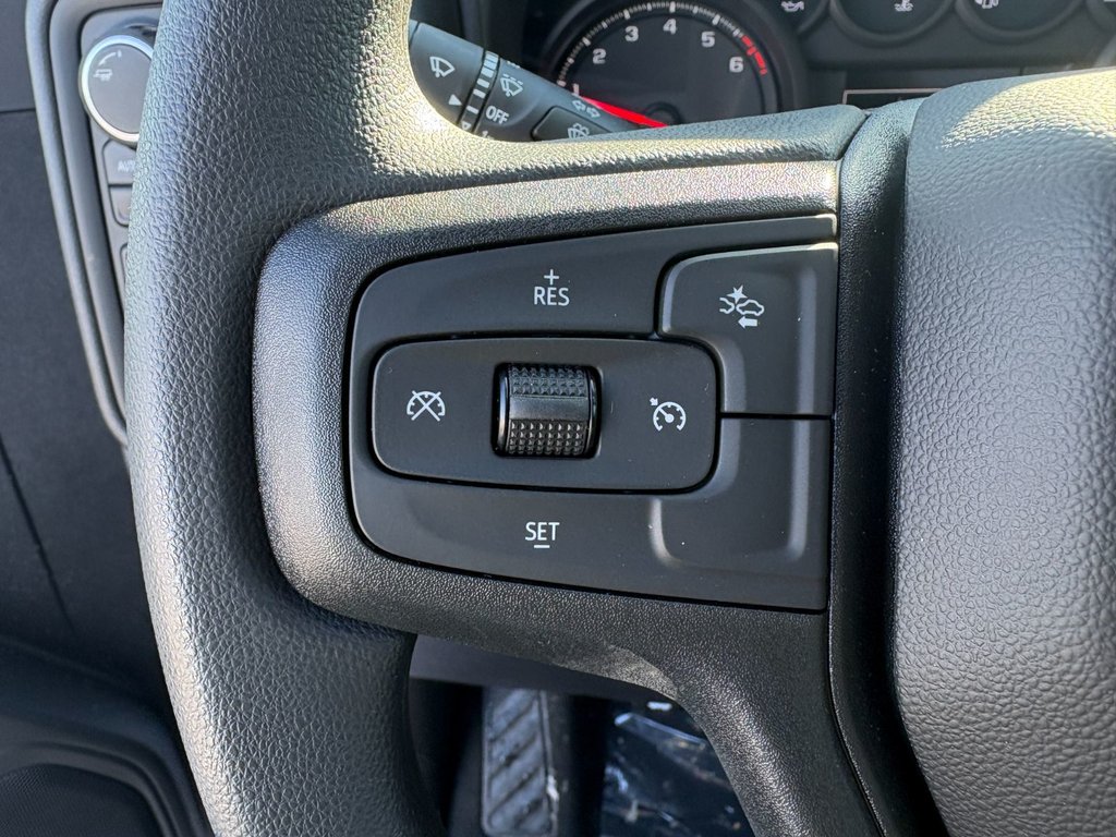 2026 Chevrolet Silverado 1500 in Saint-Eustache, Quebec - 8 - w1024h768px