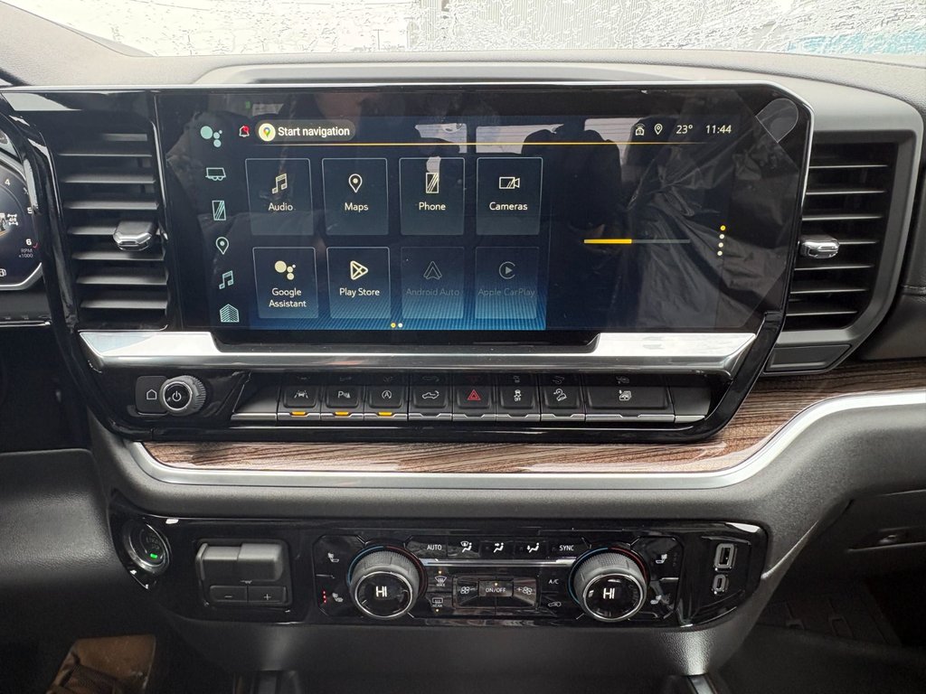 Chevrolet Silverado 1500  2026 à Saint-Eustache, Québec - 13 - w1024h768px