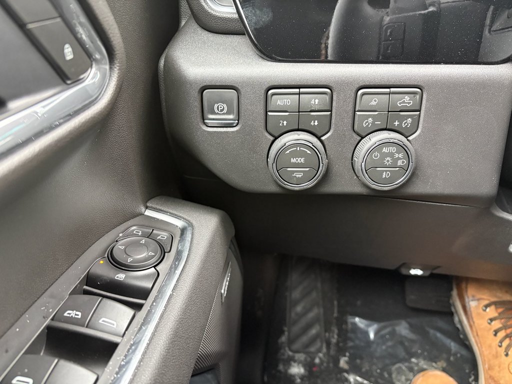 2026 Chevrolet Silverado 1500 in Saint-Eustache, Quebec - 10 - w1024h768px