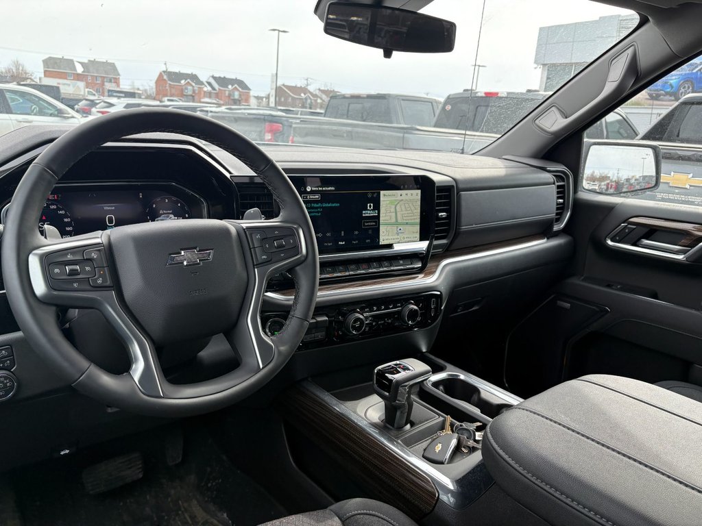 2026 Chevrolet Silverado 1500 in Saint-Eustache, Quebec - 5 - w1024h768px