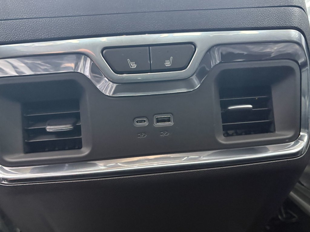 2026 Chevrolet Silverado 1500 in Saint-Eustache, Quebec - 19 - w1024h768px