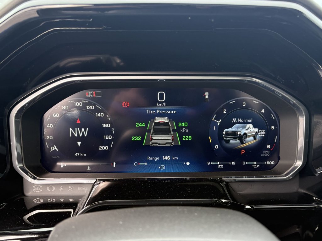 Chevrolet Silverado 1500  2026 à Saint-Eustache, Québec - 13 - w1024h768px