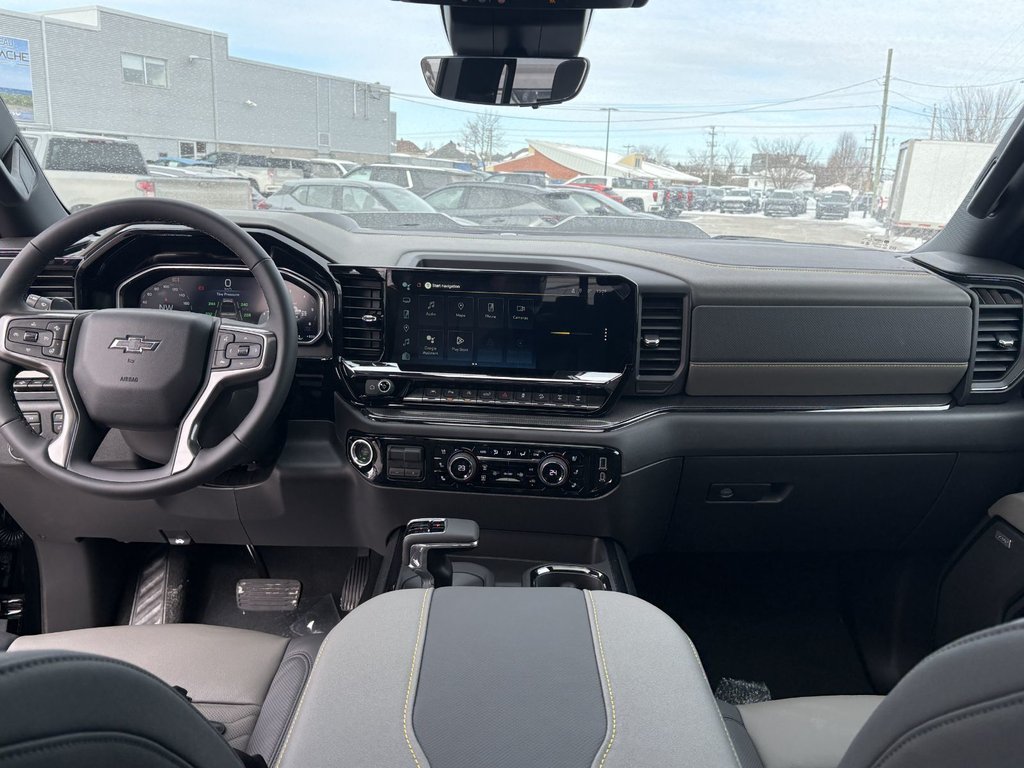 Chevrolet Silverado 1500  2026 à Saint-Eustache, Québec - 12 - w1024h768px