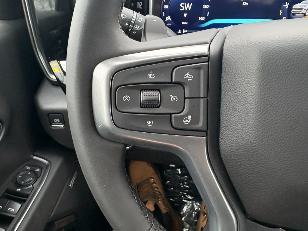 Chevrolet Silverado 1500  2026 à Saint-Eustache, Québec - 7 - w1024h768px