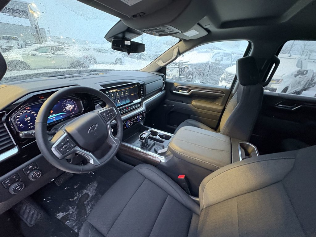 Chevrolet Silverado 1500  2026 à Saint-Eustache, Québec - 7 - w1024h768px