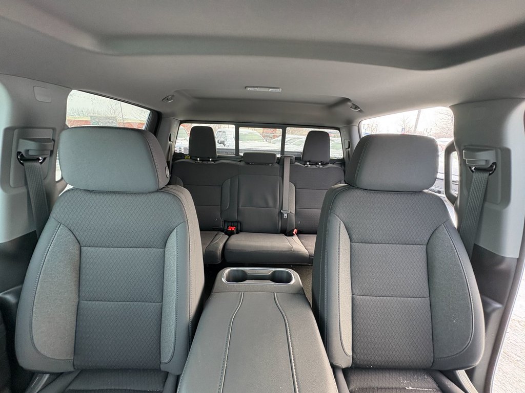 Chevrolet Silverado 1500  2026 à Saint-Eustache, Québec - 15 - w1024h768px