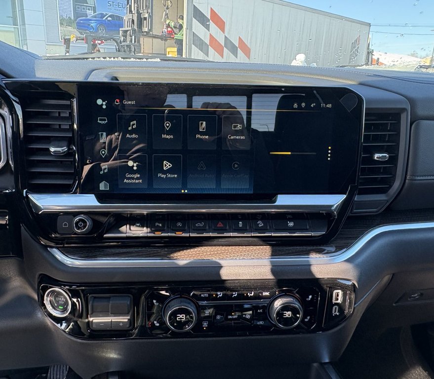 2026 Chevrolet Silverado 1500 in Saint-Eustache, Quebec - 11 - w1024h768px