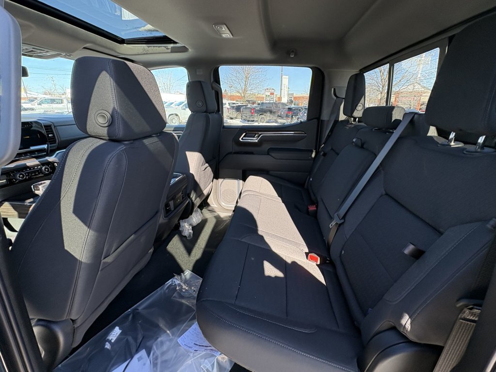 2026 Chevrolet Silverado 1500 in Saint-Eustache, Quebec - 15 - w1024h768px