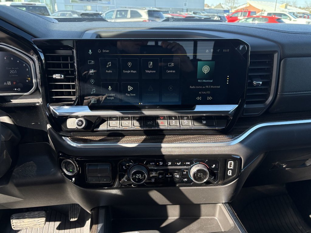 Chevrolet Silverado 1500  2026 à Saint-Eustache, Québec - 10 - w1024h768px