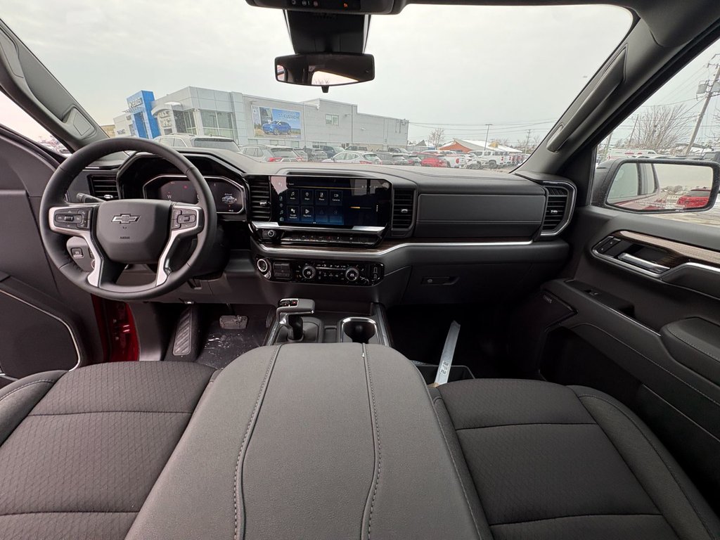 2026 Chevrolet Silverado 1500 in Saint-Eustache, Quebec - 6 - w1024h768px