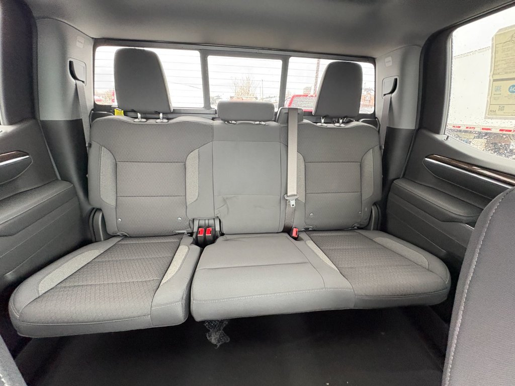 2026 Chevrolet Silverado 1500 in Saint-Eustache, Quebec - 21 - w1024h768px
