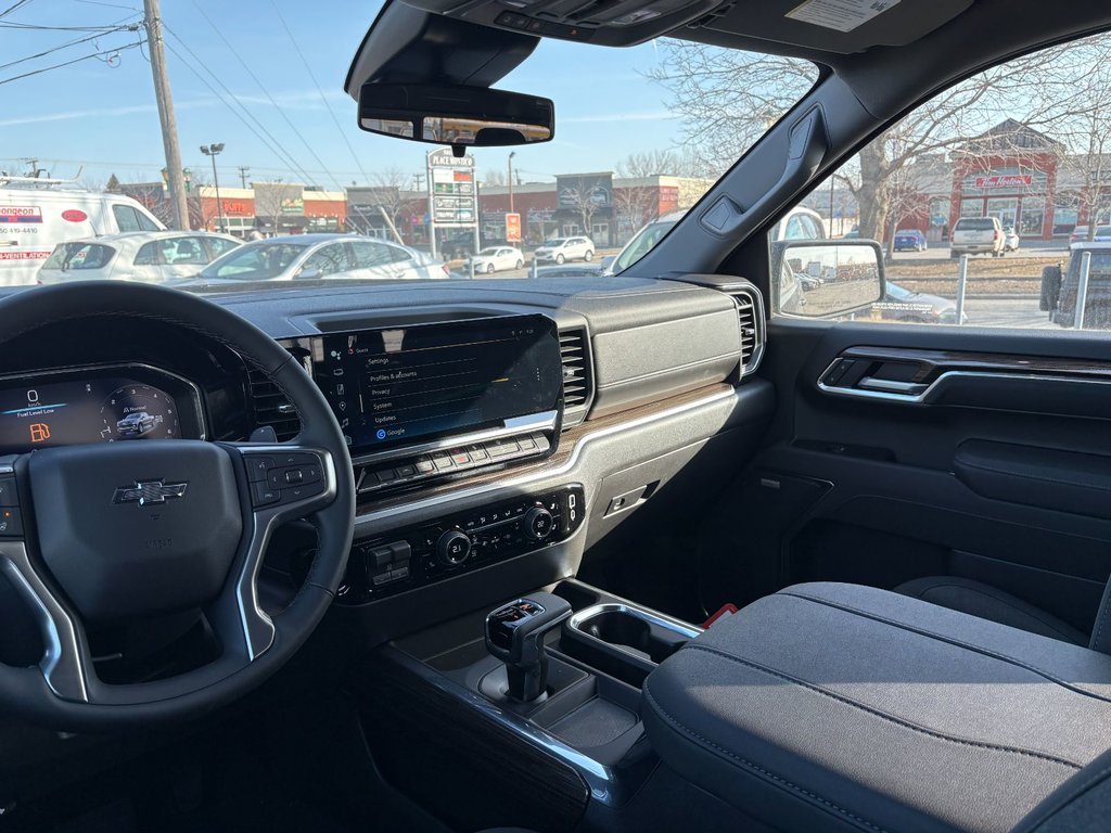2026 Chevrolet Silverado 1500 in Saint-Eustache, Quebec - 7 - w1024h768px