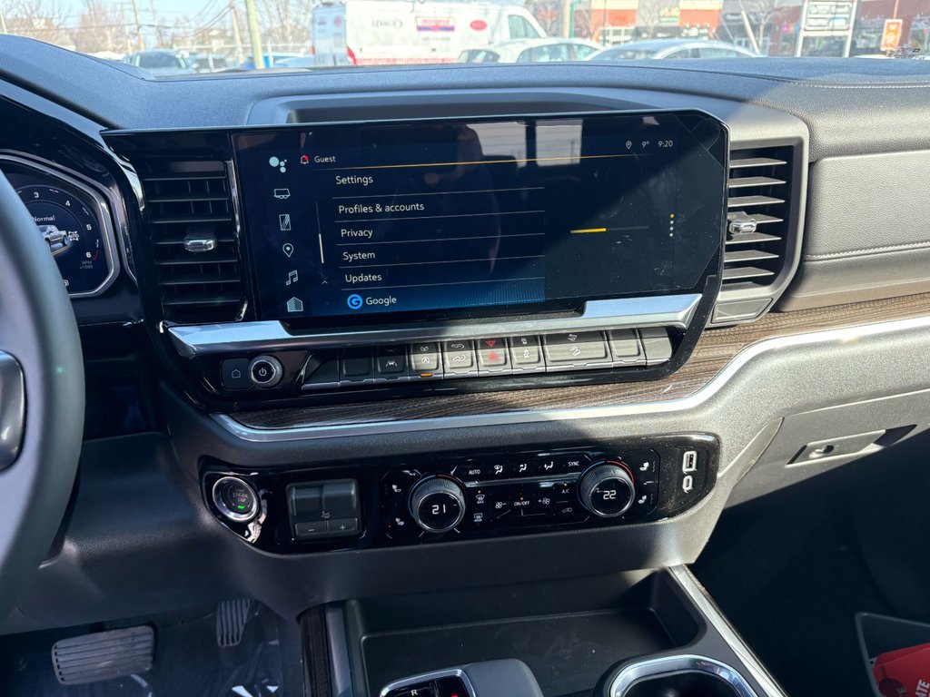 2026 Chevrolet Silverado 1500 in Saint-Eustache, Quebec - 9 - w1024h768px
