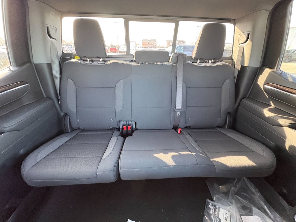 2026 Chevrolet Silverado 1500 in Saint-Eustache, Quebec - 16 - w1024h768px