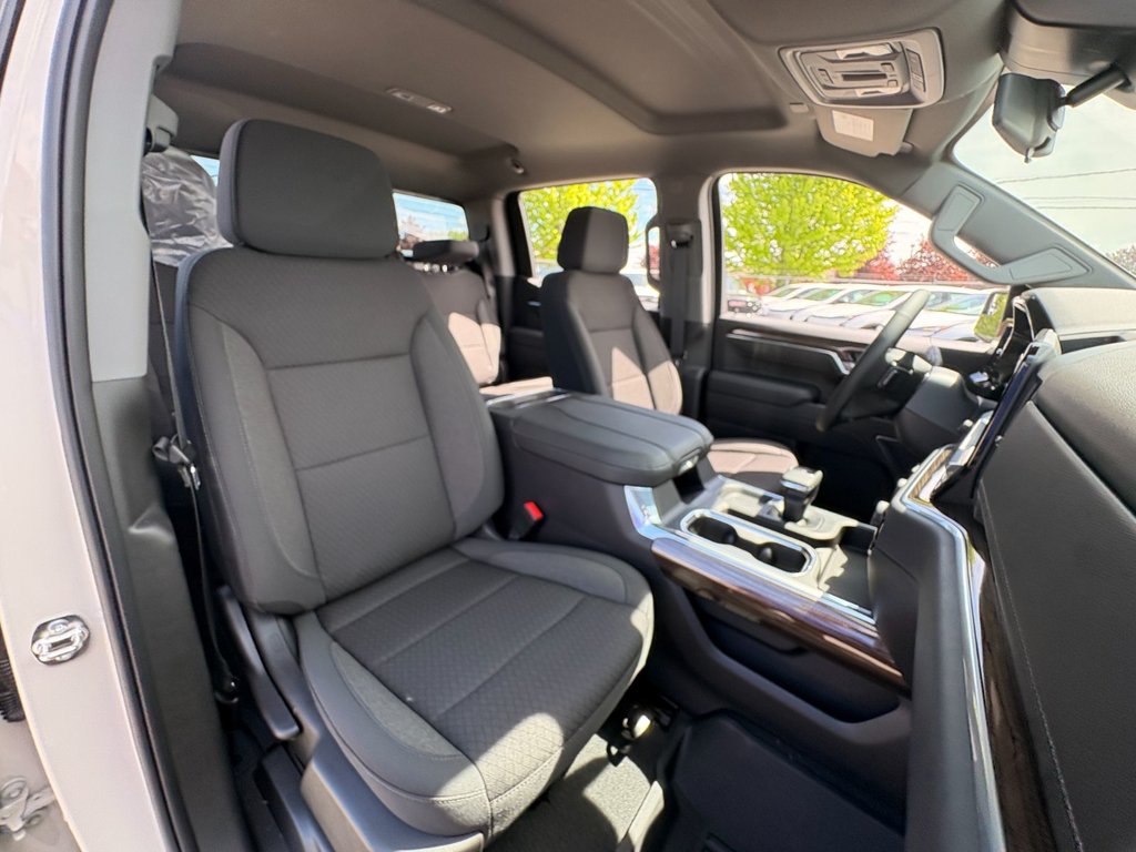2026 Chevrolet Silverado 1500 in Saint-Eustache, Quebec - 20 - w1024h768px