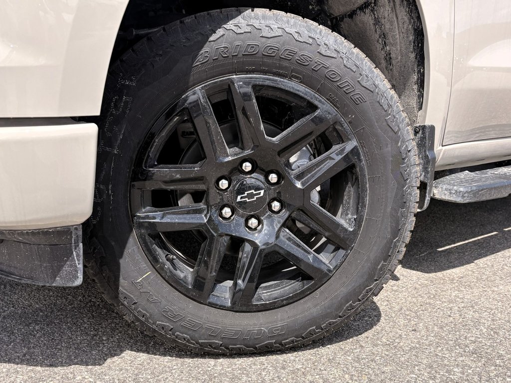 2026 Chevrolet Silverado 1500 in Saint-Eustache, Quebec - 8 - w1024h768px