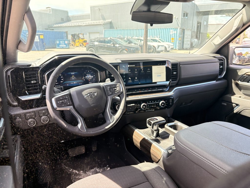 2026 Chevrolet Silverado 1500 in Saint-Eustache, Quebec - 17 - w1024h768px