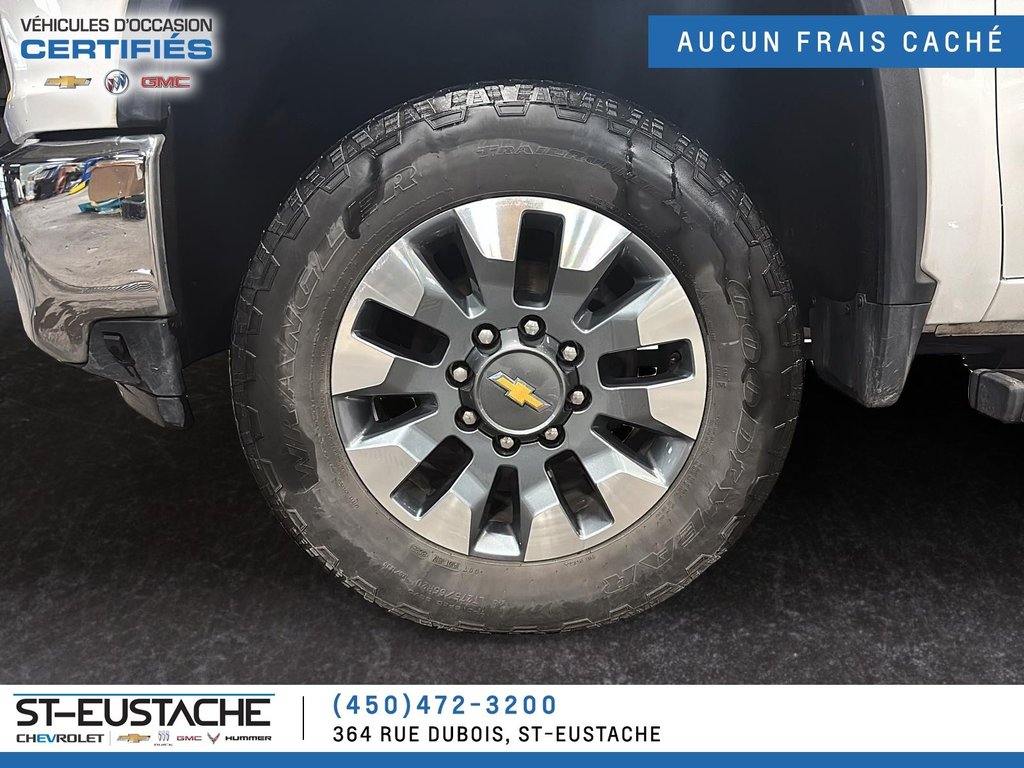 2023 Chevrolet Silverado 2500 HD in Saint-Eustache, Quebec - 7 - w1024h768px